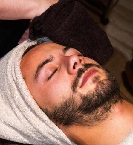 Soin bien-être Soin visage l'Homme en solo