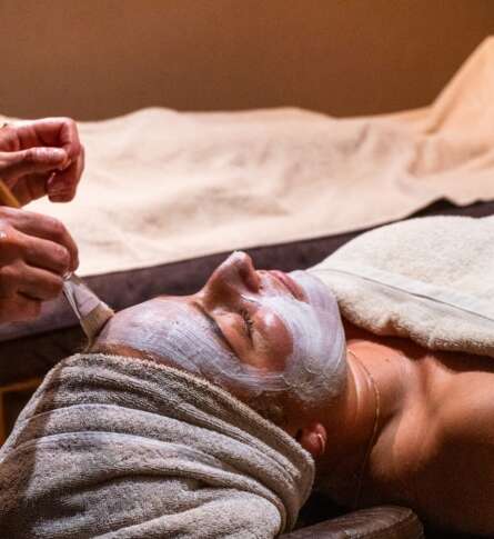 Soin bien-être Soin visage de 60 minutes pour femmes