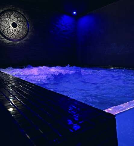 Soin bien-être Salle des Archives 1H/8P