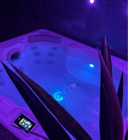 Soin bien-être Salle des Coffres 1H/6P