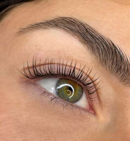 Soin bien-être Rehaussement de cils + teinture